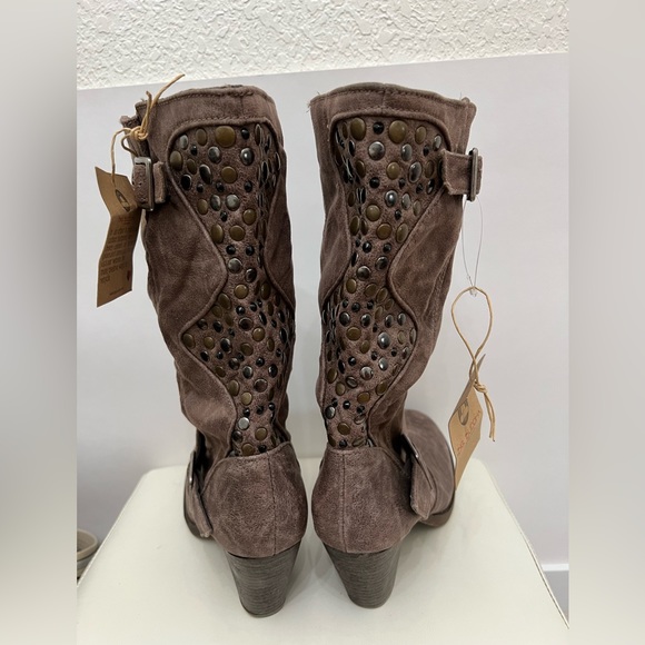 Big Buddha Suede Studded Boots Size 9.5 NWT - Picture 6 of 8